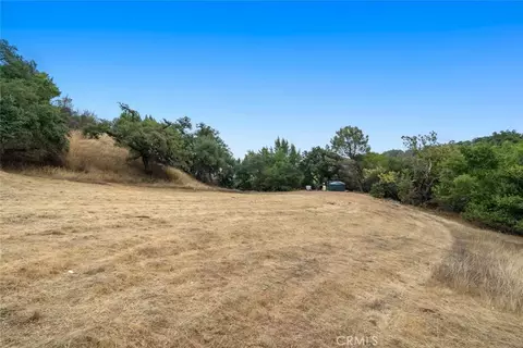 Exterior - 3265 Cypress Mountain Rd, Templeton, CA 93465 photo 11 of 13
