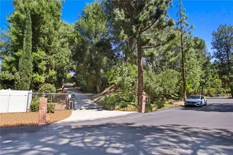 15857 Beaver Run Rd, Canyon Country, CA 91387