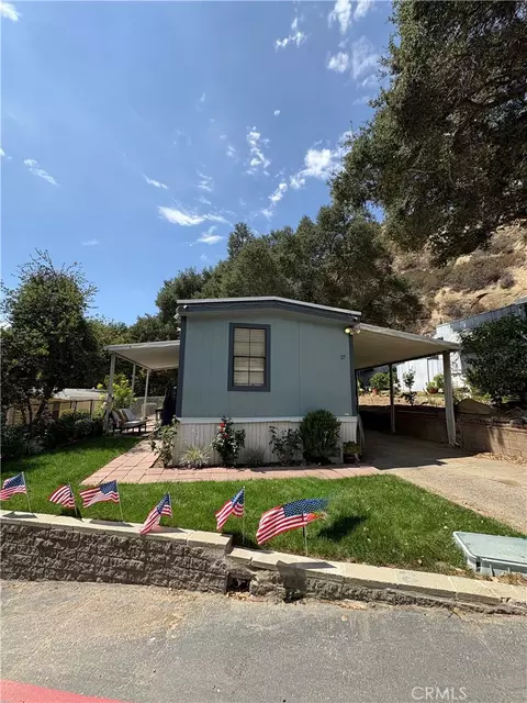 23500 The Old Rd #37, Newhall, CA 91321