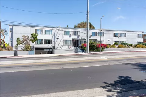 13061 Vanowen St, North Hollywood, CA 91605