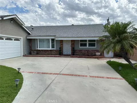 Exterior - 2752 Wanda Ave, Simi Valley, CA 93065 photo 10 of 12