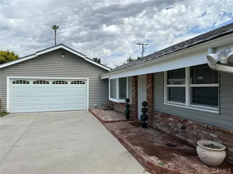 Exterior - 2752 Wanda Ave, Simi Valley, CA 93065 photo 11 of 12