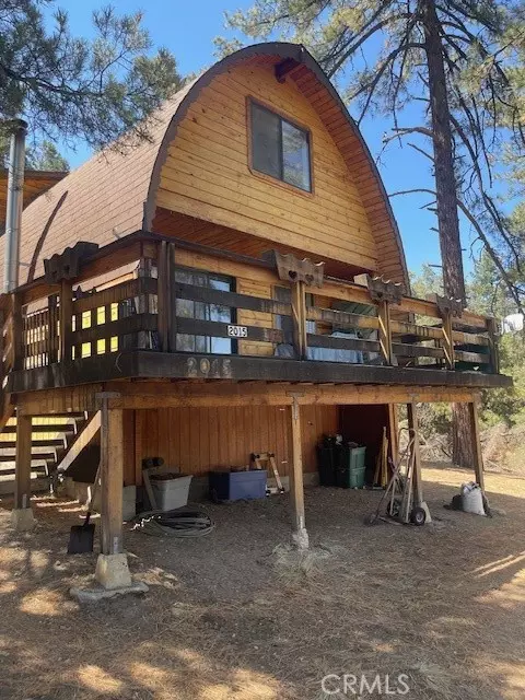 2015 Freeman Dr, Pine Mountain Club, CA 93222