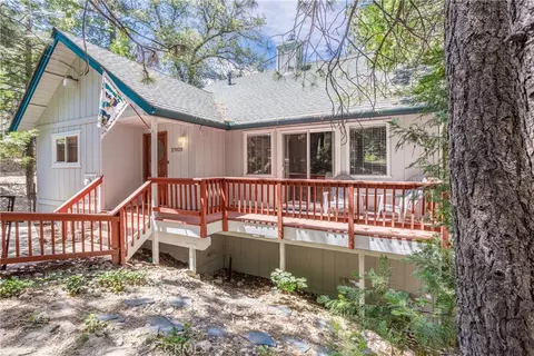 27020 Everest Rd, Lake Arrowhead, CA 92352