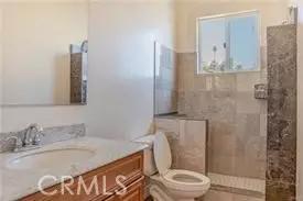 Bath - 11110 Choctaw Dr, Bakersfield, CA 93308 photo 2 of 2