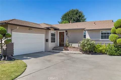 9801 Marklein Ave, North Hills, CA 91343