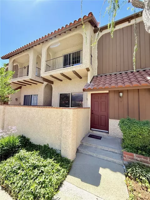 19545 Sherman Way #99, Reseda, CA 91335