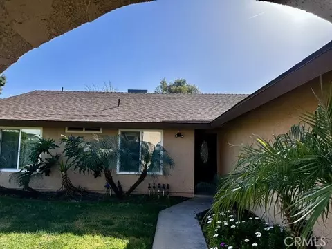 1050 Athena Ct, Riverside, CA 92507