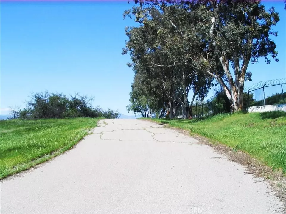  0 Mulholland Dr, Tarzana, CA 90290 photo 7