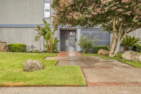 7100 Woodman Ave, Van Nuys, CA 91405