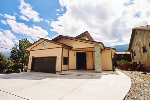 16520 Huron Dr, Pine Mountain Club, CA 93222