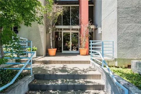 5151 Balboa Blvd #104, Encino, CA 91316