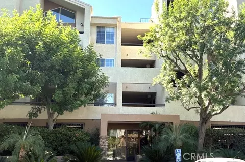5525 Canoga Ave #203, Woodland Hills, CA 91367