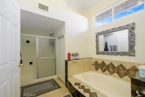 Bath - 37913 53rd St E, Palmdale, CA 93552 photo 5 of 5