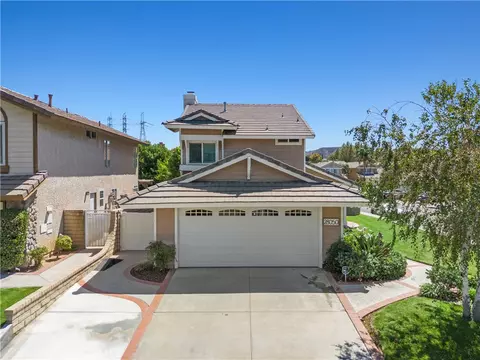 28050 Devon Ln, Saugus, CA 91350