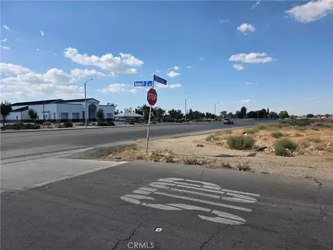 26 Stevic Ave, Palmdale, CA 93550