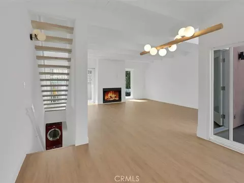 400 Monterey Rd #11, Glendale, CA 91206