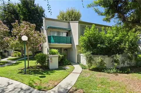 18526 Mayall St #L, Northridge, CA 91324