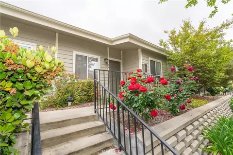 11377 Osborne Pl #34, Sylmar, CA 91342