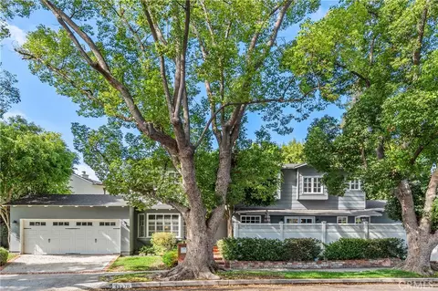 11270 Acama St, Studio City, CA 91602