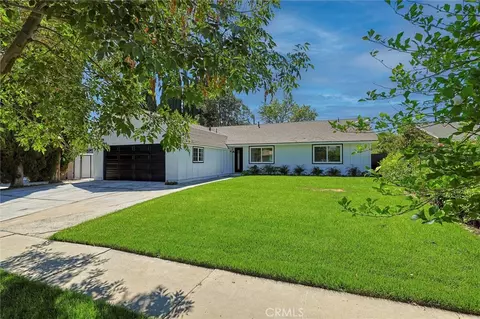 2730 Niles St, Simi Valley, CA 93065
