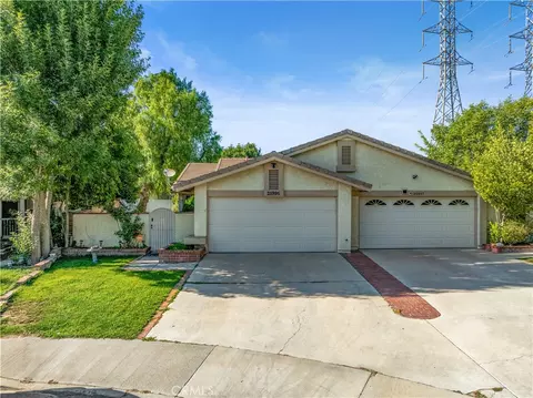 25995 Pueblo Dr, Valencia, CA 91355