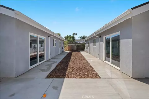 7445 Balcom Ave, Reseda, CA 91335