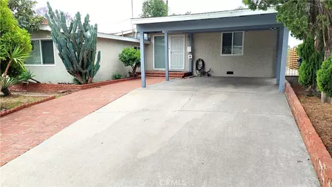 8649 Cantaloupe Ave, Panorama City, CA 91402
