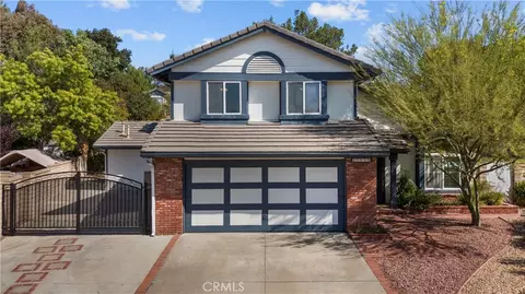 25530 Newcastle Ct, Saugus, CA 91350