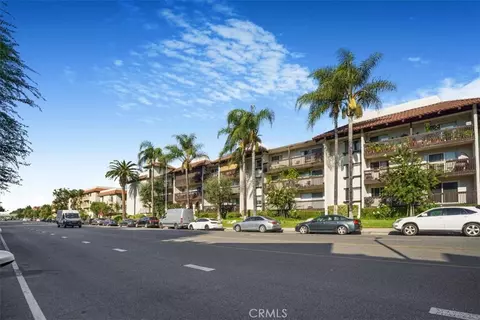 5334 Lindley Ave #115, Encino, CA 91316
