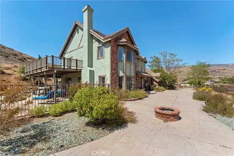 Exterior - 34625 Red Rover Mine Rd, Acton, CA 93510 photo 2 of 18