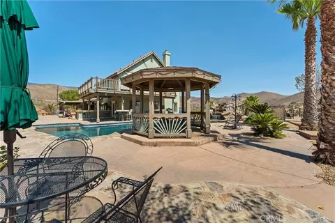 Exterior - 34625 Red Rover Mine Rd, Acton, CA 93510 photo 5 of 18