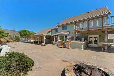 Exterior - 34625 Red Rover Mine Rd, Acton, CA 93510 photo 10 of 18