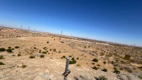 7300 E Mt Emma Rd, Palmdale, CA 93550 photo 9