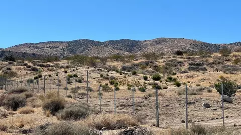 7300 E Mt Emma Rd, Palmdale, CA 93550 photo 21