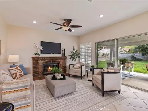 22428 Poplar St, Santa Clarita, CA 91390