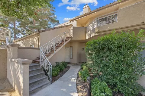 23933 Del Monte Dr #19, Valencia, CA 91355