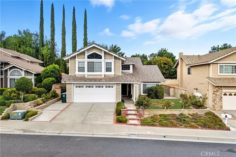 21965 Jeffers Ln, Saugus, CA 91350