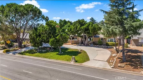 11223 White Oak Ave, Granada Hills, CA 91344