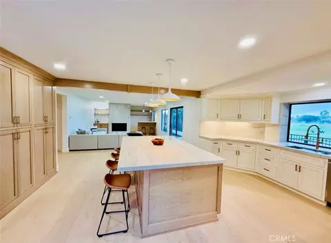 2207 Inverness Ct, Oxnard, CA 93036
