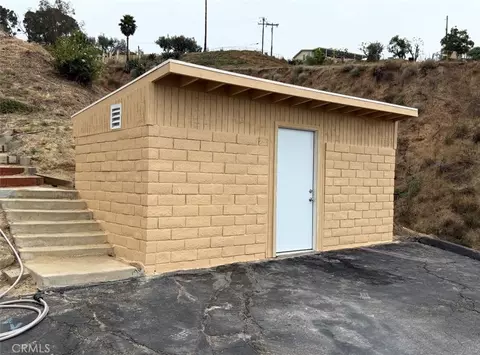 244 W Highland Dr, Camarillo, CA 93010