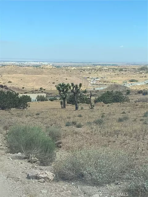 2 Rough Rd, Acton, CA 93550 photo 4