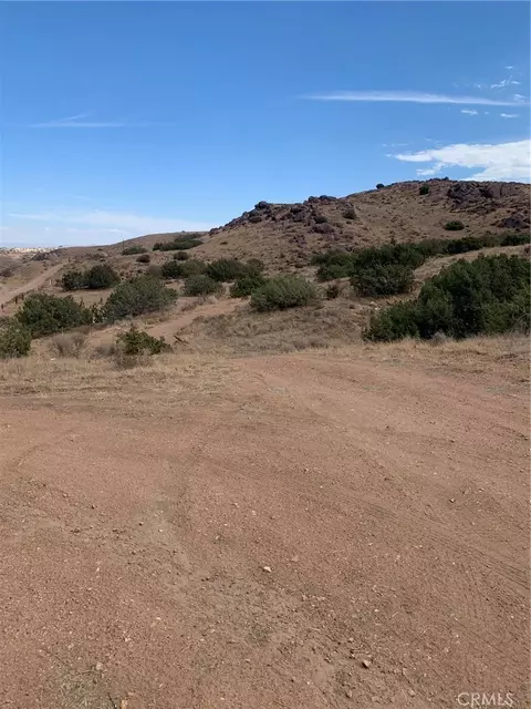 2 Rough Rd, Acton, CA 93550 photo 5