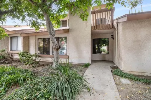 8540 De Soto Ave #49, Canoga Park, CA 91304