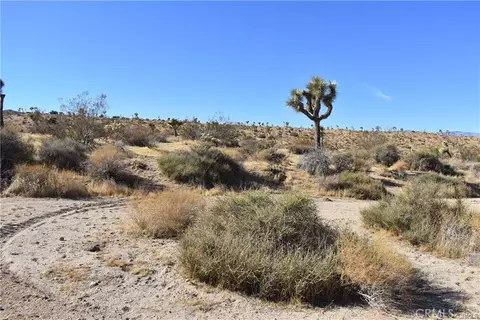 1 Indio Ave, Yucca Valley, CA 92284 photo 6