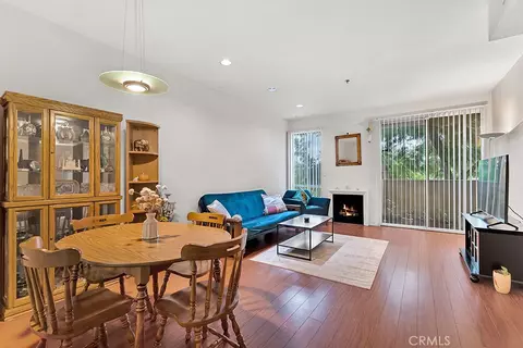 19350 Sherman Way #103, Reseda, CA 91335
