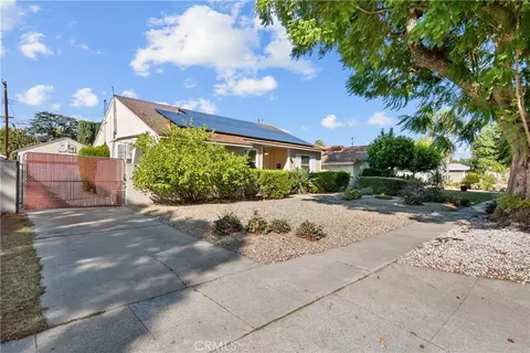 16301 Stare St, North Hills, CA 91343