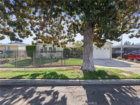 8651 Ranchito Ave, Panorama City, CA 91402
