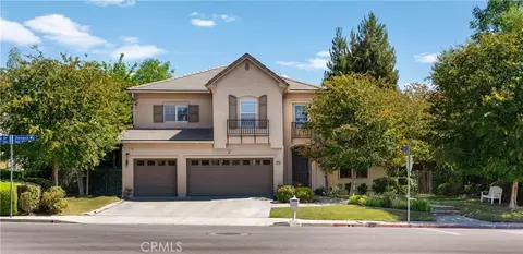 7474 Darnoch Way, West Hills, CA 91307