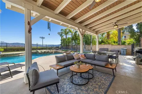 27879 Alta Vista Ave, Valencia, CA 91355